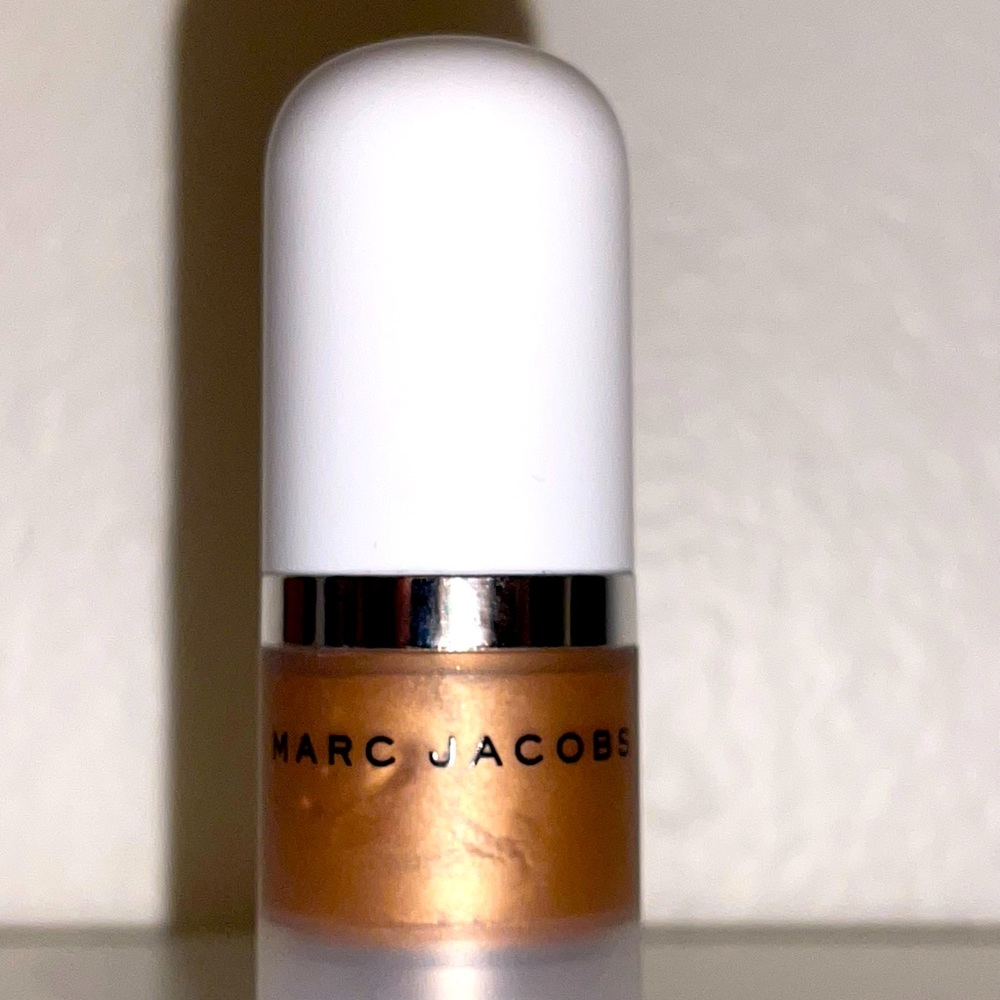 MARC JACOBS Dew Drops